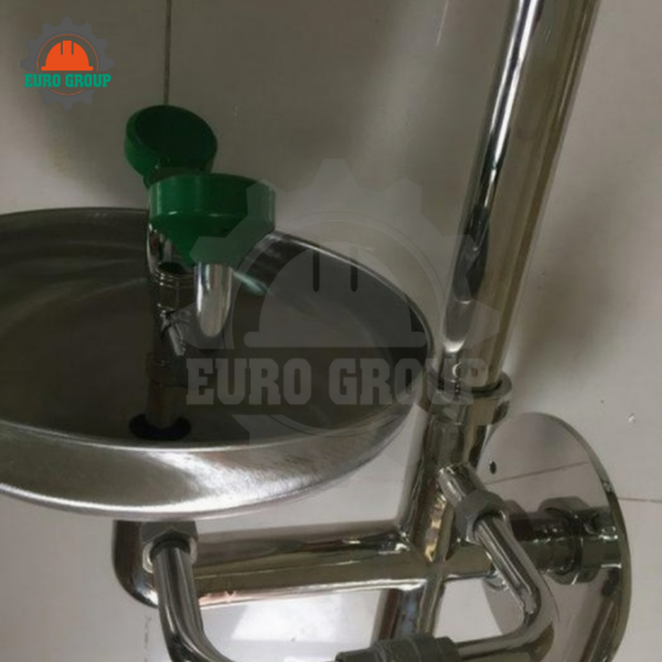 Thiết Bị Rửa Mắt Và Tắm Khẩn Cấp WJH0358C Treo Tường