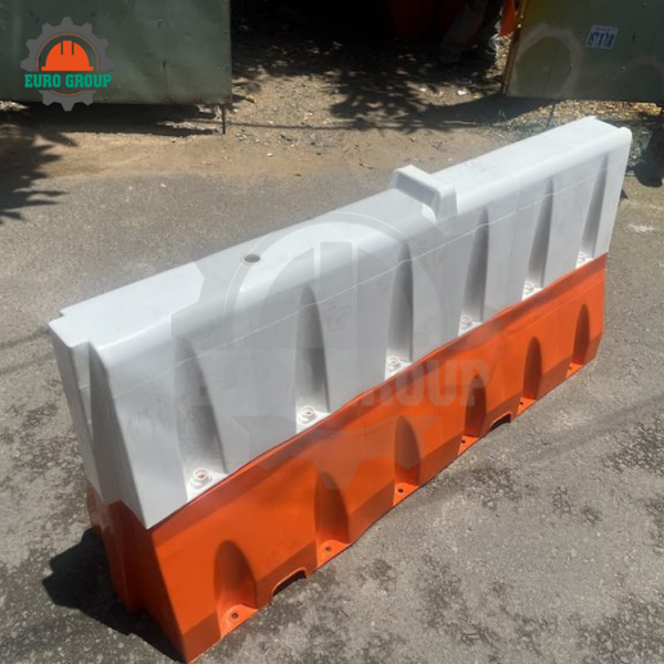 Dải Phân Cách Giao Thông Nhựa TB-1500 Bằng Nhựa HDPE Nguyên Sinh