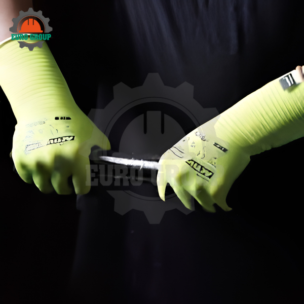 Găng Tay Chống Cắt TOWA ActivGrip Hi-vis 580 Phủ Nitrile, Lót Nylon 13-Gauge, Chống Dầu