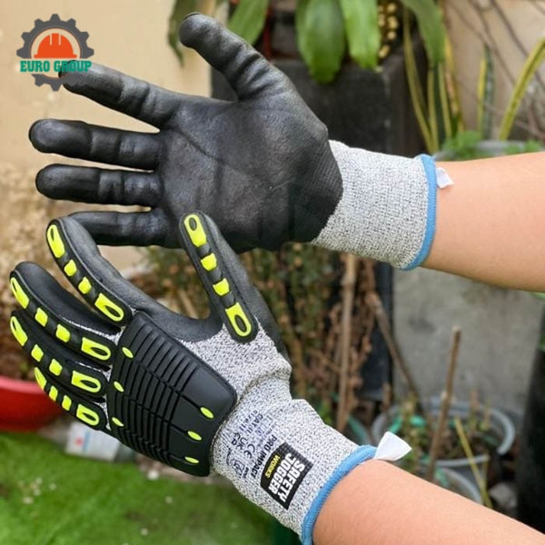 Găng Tay Jogger ProImpact Chống Va Đập Chống Cắt Phủ Nitrile