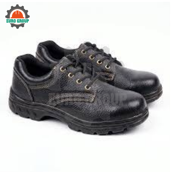  Giày bảo hộ lao động XP BH08-3 da simili mũi thép chống trơn trượt
