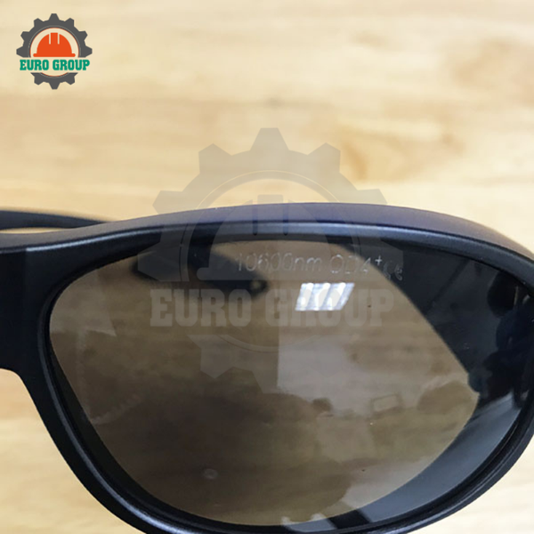 Kính Bảo Hộ Laserland SK-CO2-4 Gray Model 16010075 OD 4+