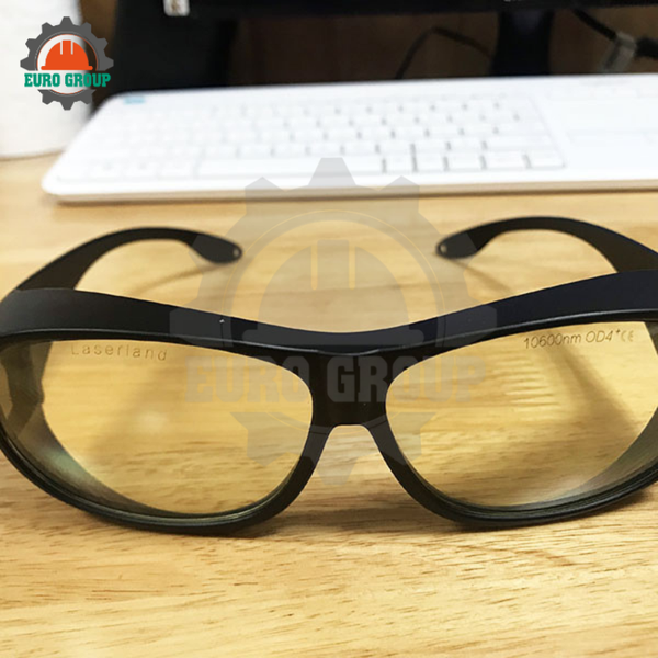 Kính Bảo Hộ LaserLand T-CO2 Clear Lens Model 16010075CL OD 4+