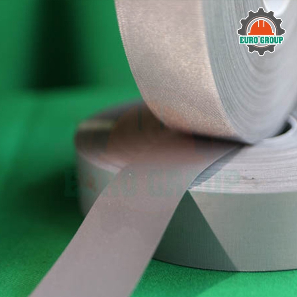 Phản quang Poly xám trung 2.5cm x 100m