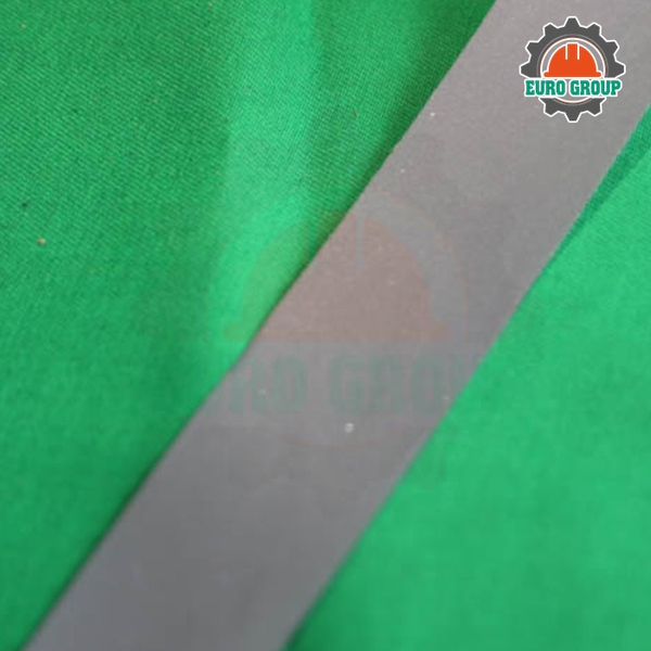 Phản quang Poly xám trung 2.5cm x 100m