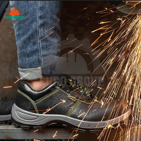Giày Bảo Hộ Zboot Z104 Siêu Nhẹ, Chống Đinh, Chống Trượt, Chống Thấm Nước