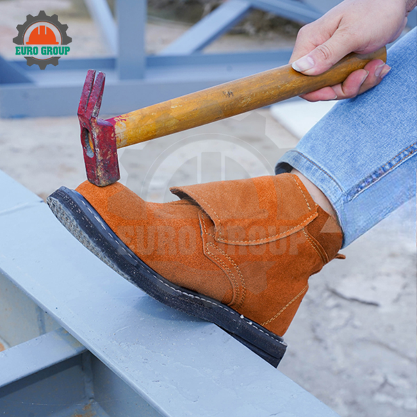 Giày Bảo Hộ ZBOOT Z106 Cao Cổ, Mũi Thép, Chống Đâm Xuyên, Chống Tia Lửa Hàn