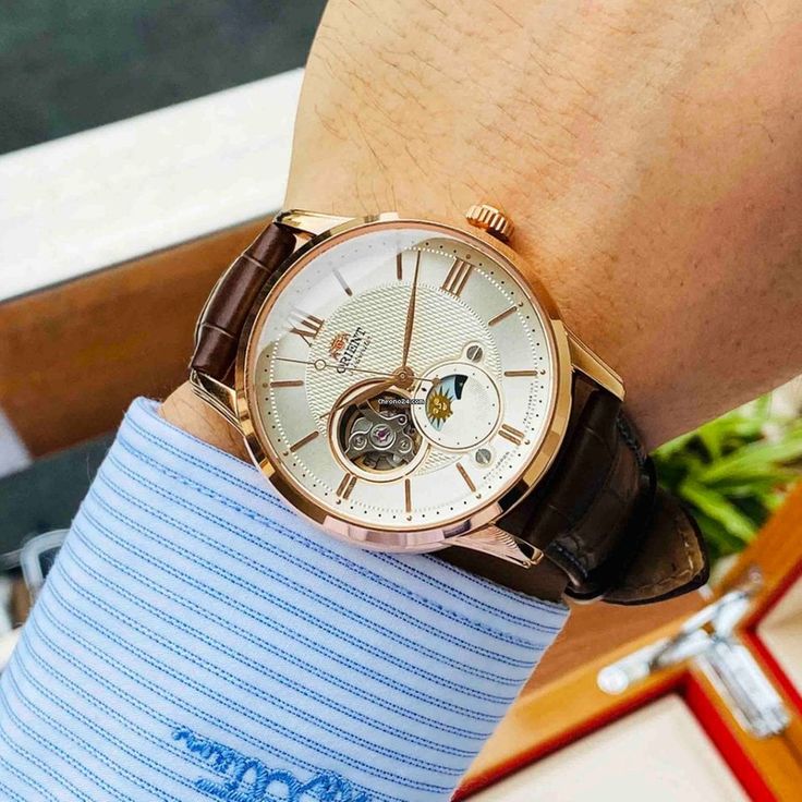 Đồng hồ Orient nữ dây da Đồng hồ Orient nữ dây da