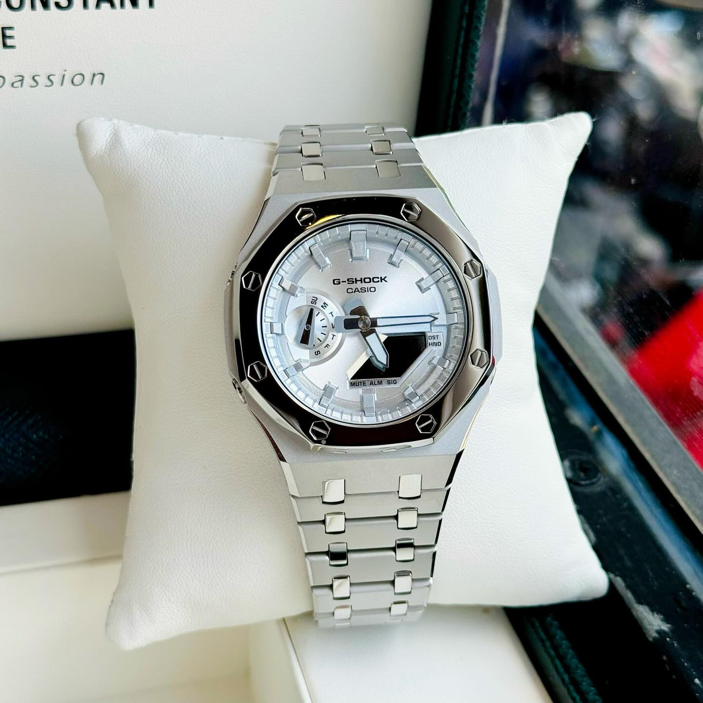 Đồng hồ Nam G-Shock GA-2100SB-1ADR cao cấp Đồng hồ Nam G-Shock GA-2100SB-1ADR cao cấp