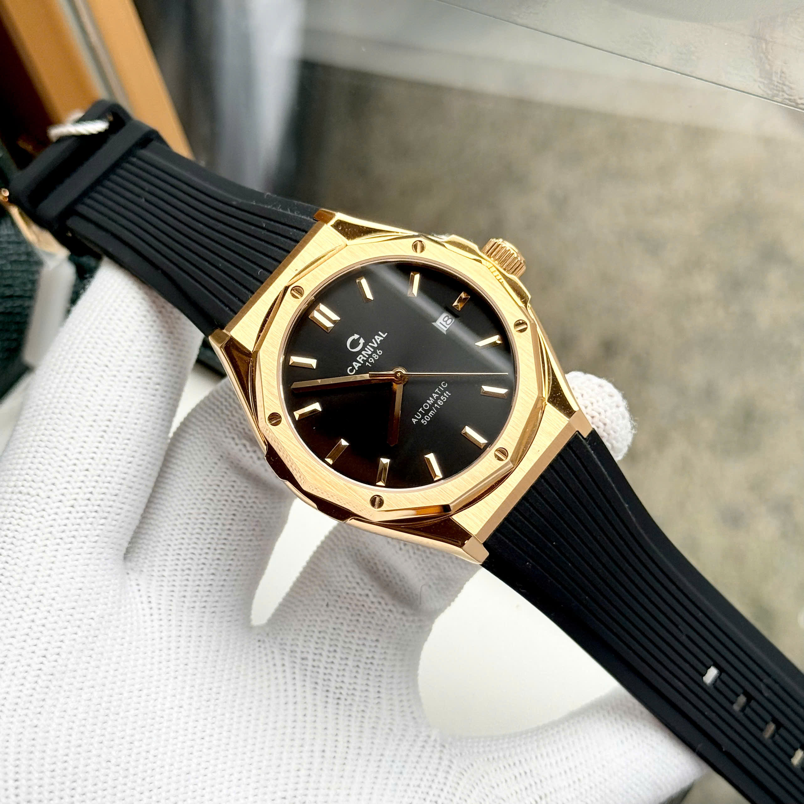 Đồng hồ Carnival dây nhựa Đồng hồ Carnival dây nhựa