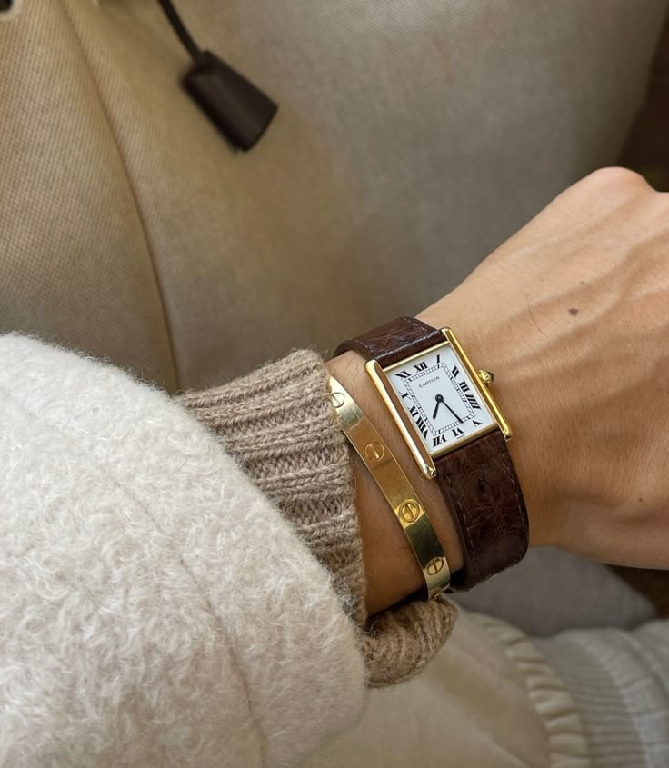 Đồng hồ Casio nữ mặt chữ nhật Đồng hồ Casio nữ mặt chữ nhật