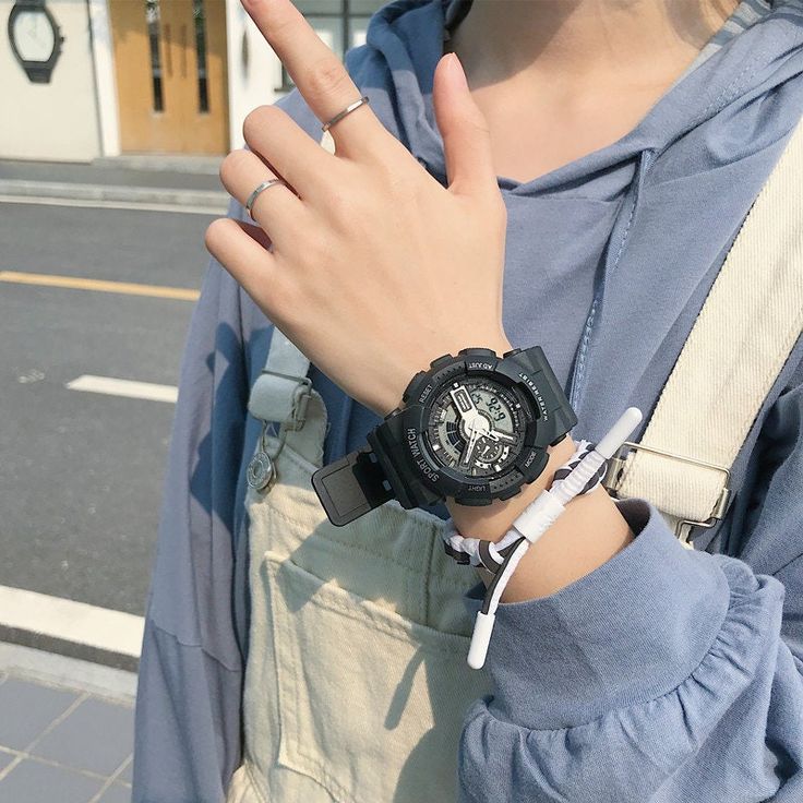 Đồng hồ G-Shock điện tử nữ Đồng hồ G-Shock điện tử nữ