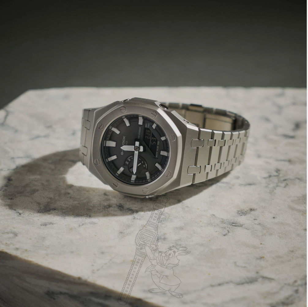 Đồng hồ G Shock GA 2100 Vỏ Bạc - Mặt Số Đen Đồng hồ G Shock GA 2100 Vỏ Bạc - Mặt Số Đen