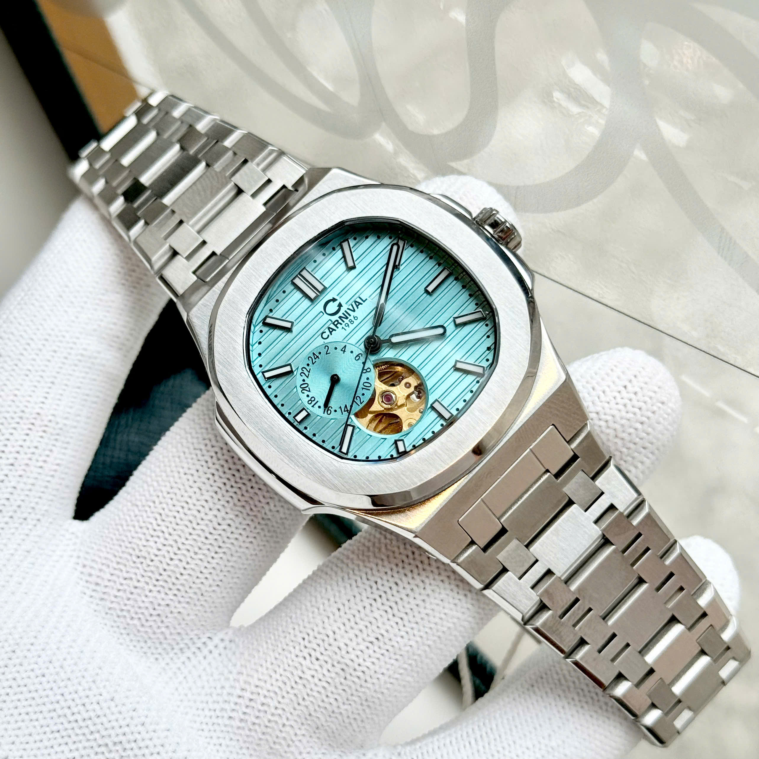 Đồng hồ Nam Carnival 8159G Màu Xanh Ngọc - Dây Kim Loại Đồng hồ Nam Carnival 8159G Màu Xanh Ngọc - Dây Kim Loại