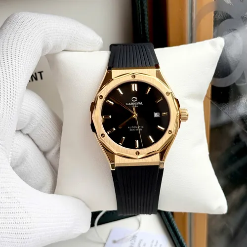 Đồng Hồ Nam Carnival 8168G-VH-DCS-D: Dây Nhựa Đen & Viền Vàng - Nét Cổ Điển Của Thời Gian
