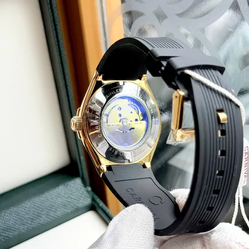 Đồng Hồ Nam Carnival 8168G-VH-DCS-D: Dây Nhựa Đen & Viền Vàng - Nét Cổ Điển Của Thời Gian