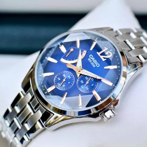 Đồng Hồ Casio Nam MTP-E320DY: Thiết Kế Đầy Mê Hoặc Cho Quý Ông Đam Mê Thời Gian