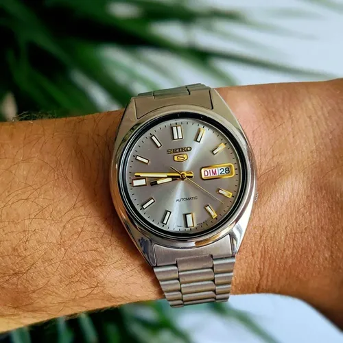 Đồng Hồ Nam Seiko 5 SNXS75 Automatic - Mặt số Xám Khói - Chất Lịch Lãm Toát Ra Từ Cổ Tay Quý Ông