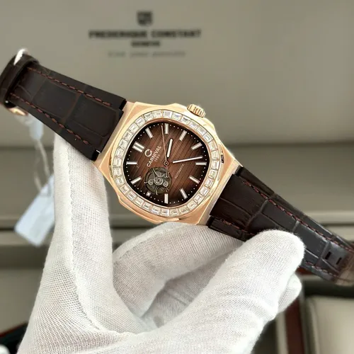 Đồng Hồ Nam Carnival 8128G-VH-DD-N Mặt Số Nâu Chocolate - Dây Da: Thiết Kế & Viền Đá Nói Lên Đẳng Cấp Của Bạn