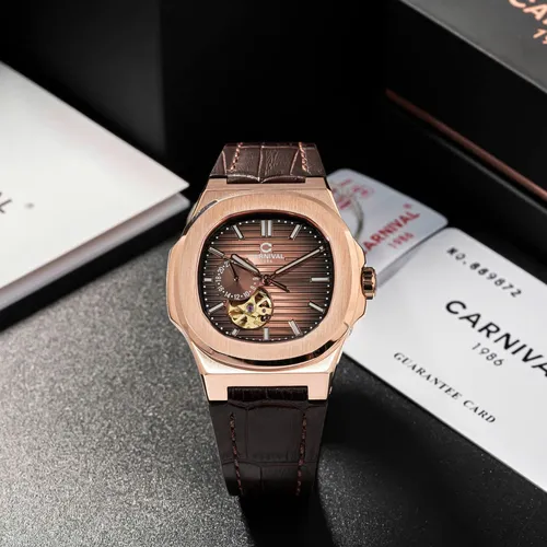 Đồng hồ Nam Carnival 8159G-VH-DD-N: Mặt Số Hình Vuông & Chi Tiết Lộ Cơ Độc Nhất