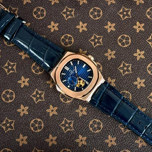 Đồng hồ Nam Carnival 8159G Rose Màu Xanh - Dây Da: Mặt Số Hình Vuông & Chi Tiết Lộ Cơ Độc Nhất