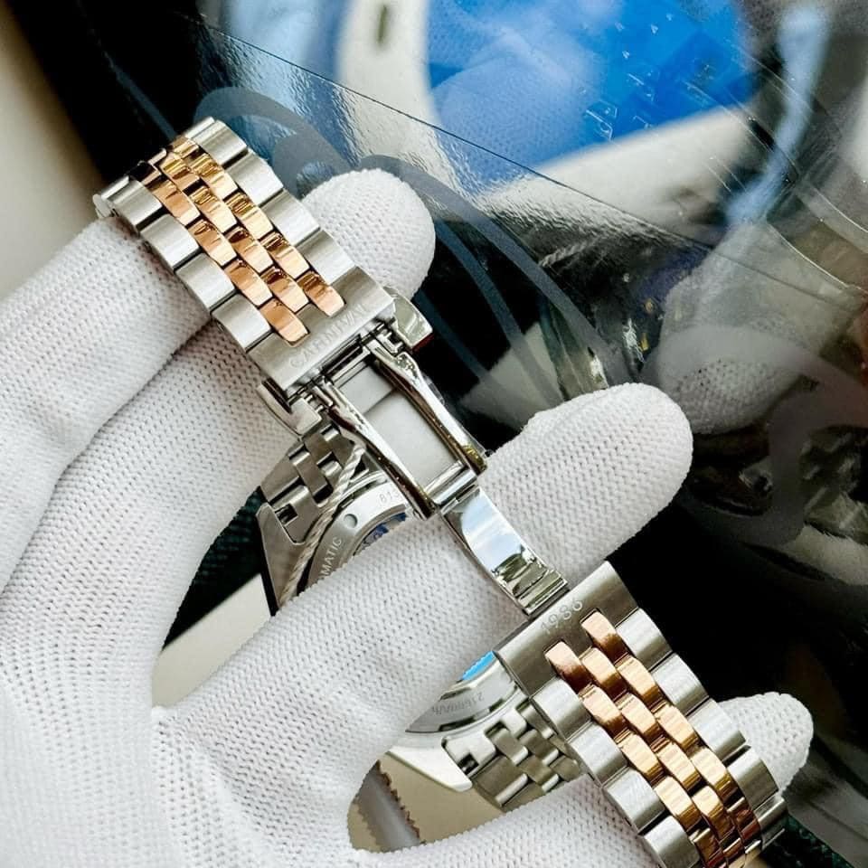 Đồng hồ Carnival nam lộ cơ ở mặt dưới đồng hồ Đồng hồ Carnival nam lộ cơ ở mặt dưới đồng hồ