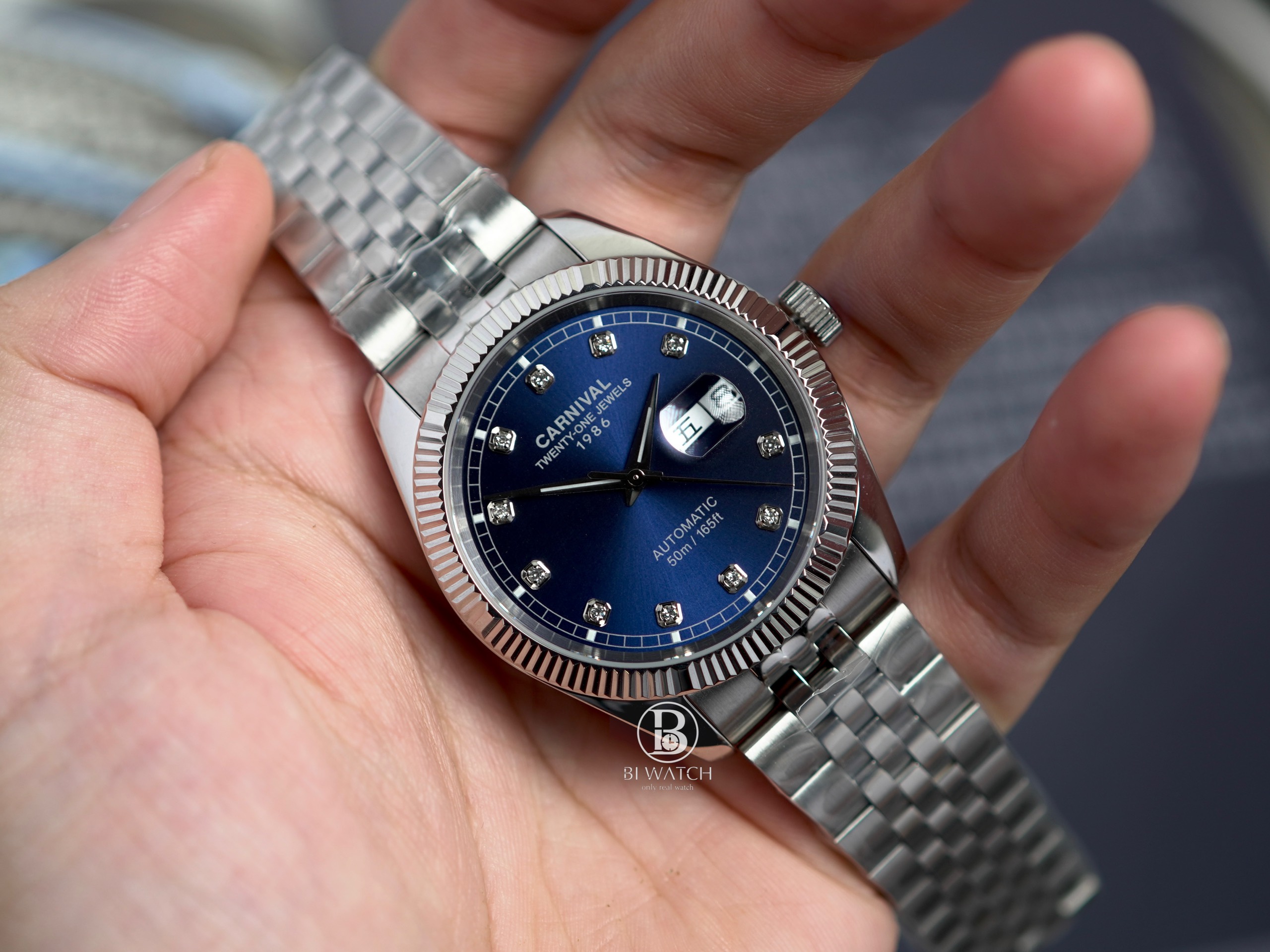 Đồng hồ nam Carnival 8131G dây kim loại Đồng hồ nam Carnival 8131G dây kim loại