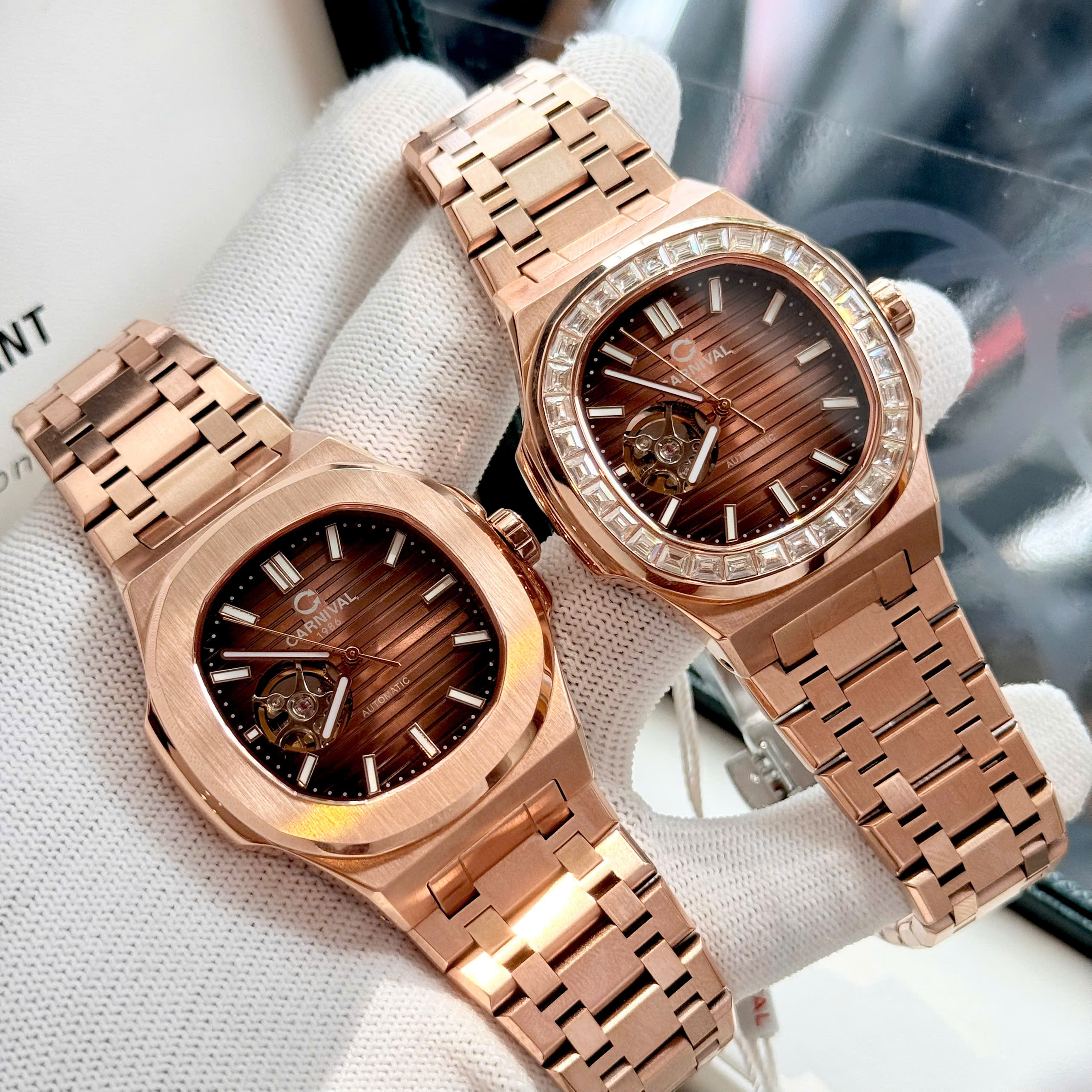 Đồng hồ Carnival nam 8128G dây Kim Loại Đồng hồ Carnival nam 8128G dây Kim Loại