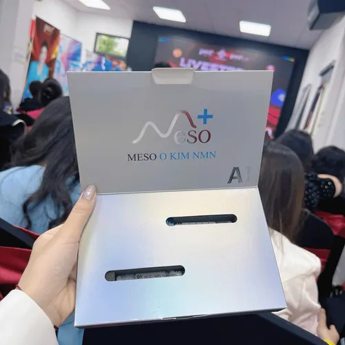 Bộ sản phẩm Meso không kim NMN gồm 2 lọ; Dung tích mỗi lọ 4ml/ 2lọ