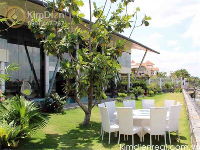 bán biệt thự quận 2