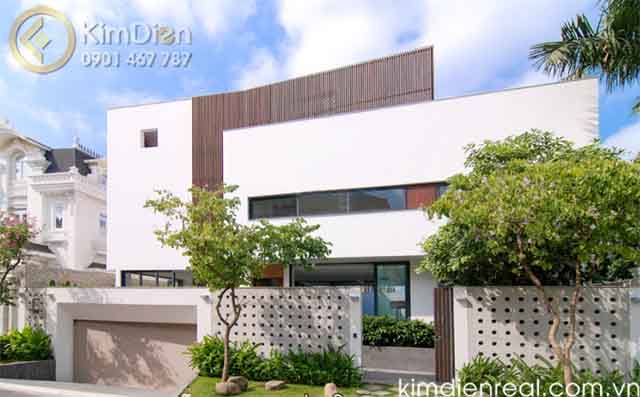 bán biệt thự thảo điền hiện đại có hồ bơi sân vườn