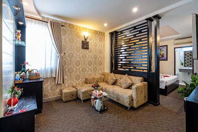 bán khách sạn 3 sao phường bến thành quận 1