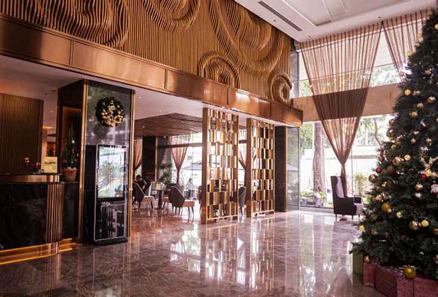 bán khách sạn quận 1 khách sạn 4 sao căn góc 2 mặt tiền