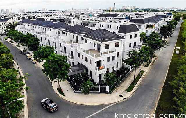 bán nhà phố khu lakeview city quận 2