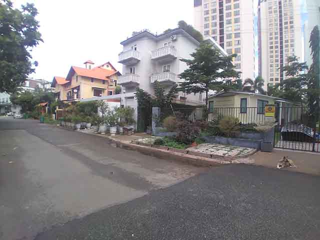 ban biet thu co ho boi khu compound thao dien