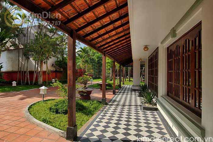 ban biet thu duong nguyen van huong thao dien khu co bao ve