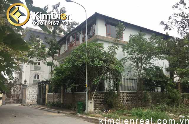ban biet thu khu compound eden thao dien