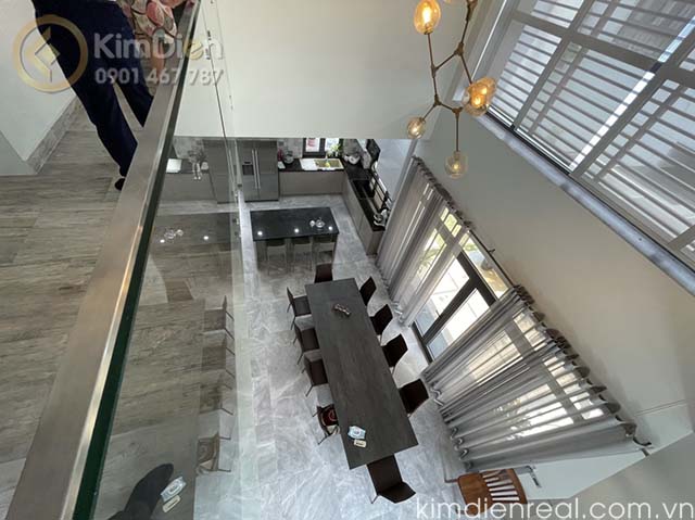 ban biet thu pho dong