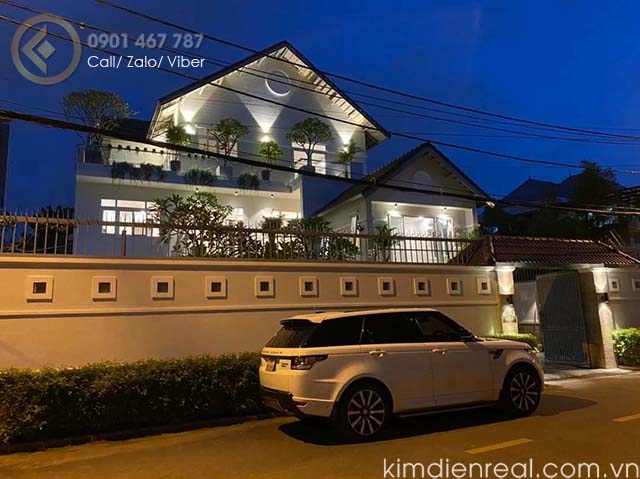 ban biet thu san vuon ho boi phuong thao dien (1)