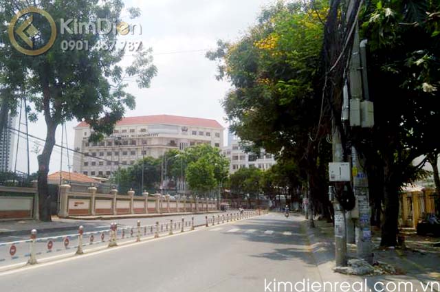 ban biet thu thao dien duong nguyen van huong quan 2