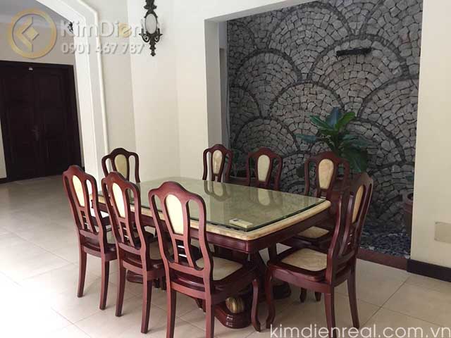 ban biet thu thao dien quan 2