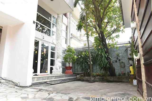 ban biet thu thao dien