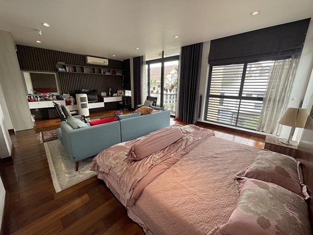 ban biet thu thiet ke hien dai khu thao dien (2)