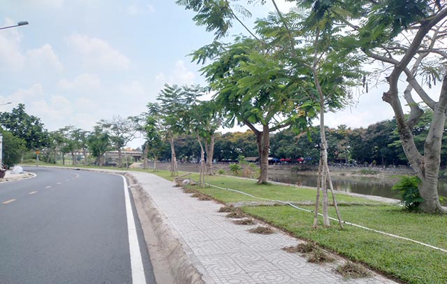 ban dat biet thu mat song cong vien quan 2 khu cao cap