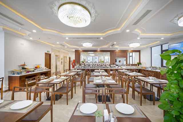 ban khach san 4 sao da nang (4)