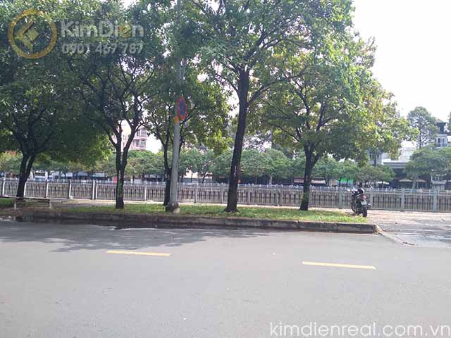 ban nha 68m2 mat tien duong hoang sa quan 1