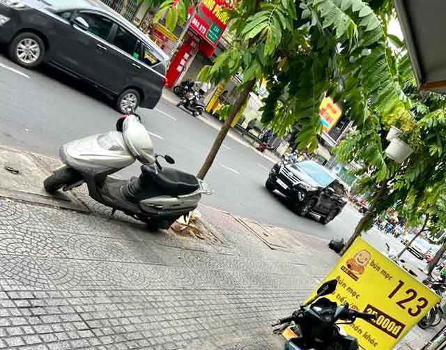 ban nha mat tien dinh tien hoang quan 1