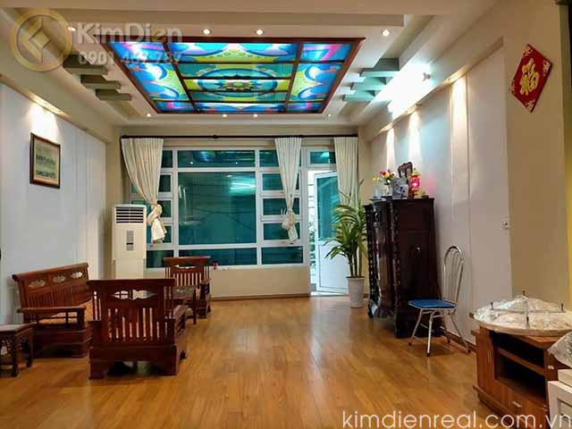 ban nha mat tien duong le thi rieng quan 1 (1)