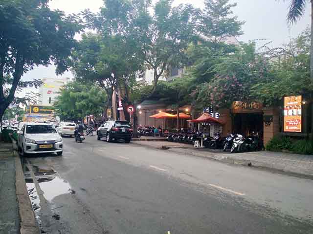 ban nha mat tien duong thao dien