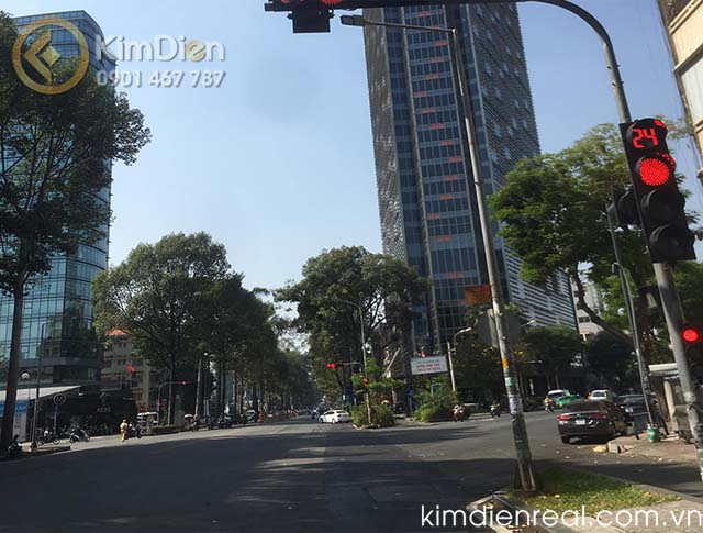 ban nha mat tien duong tran hung dao quan 1